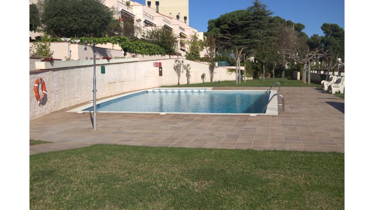 Вилла Lloguer30 Margaret'S Family House With Pool And Parquing Сан-Фелиу-де-Гишольс Экстерьер фото