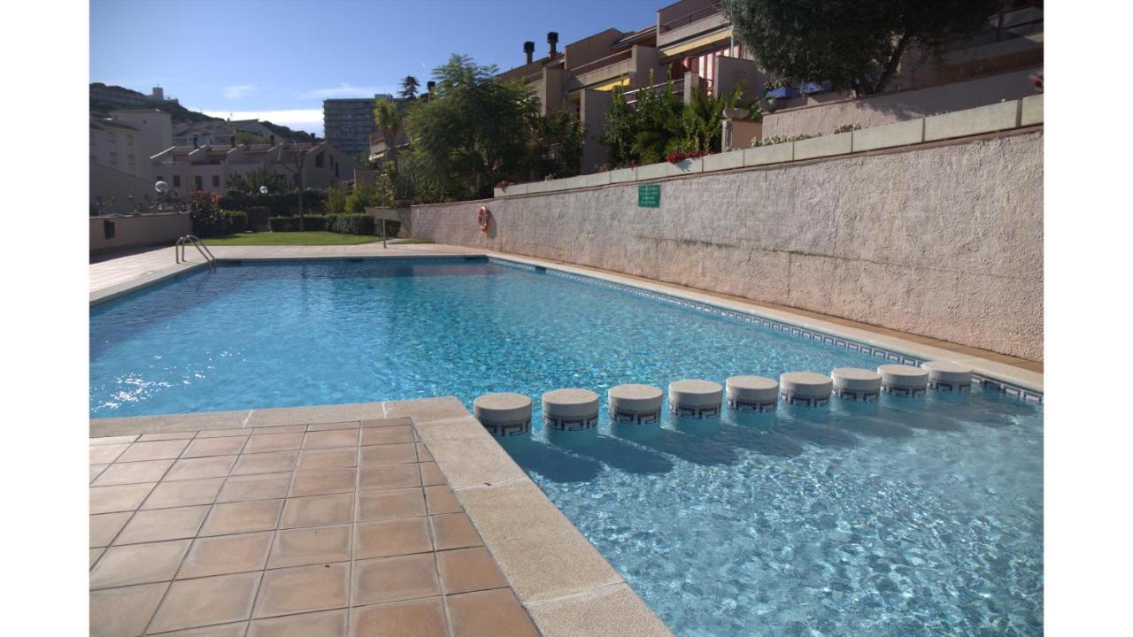 Вилла Lloguer30 Margaret'S Family House With Pool And Parquing Сан-Фелиу-де-Гишольс Экстерьер фото